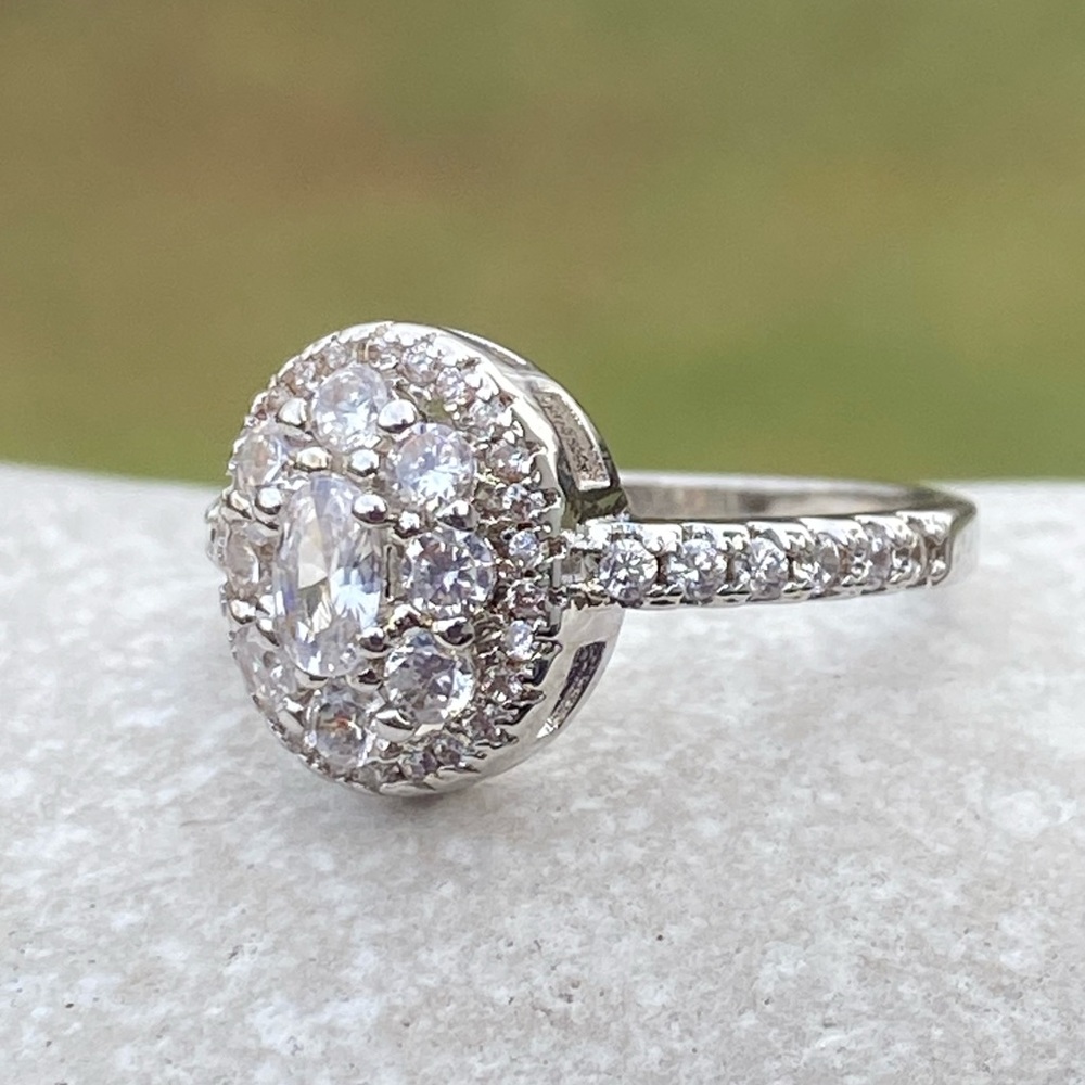 Cubic Zirconia multi-stone .925 Silver ring Sz 7
